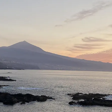 Manolo Pris En El Mar Teide Con Piscina Natural *